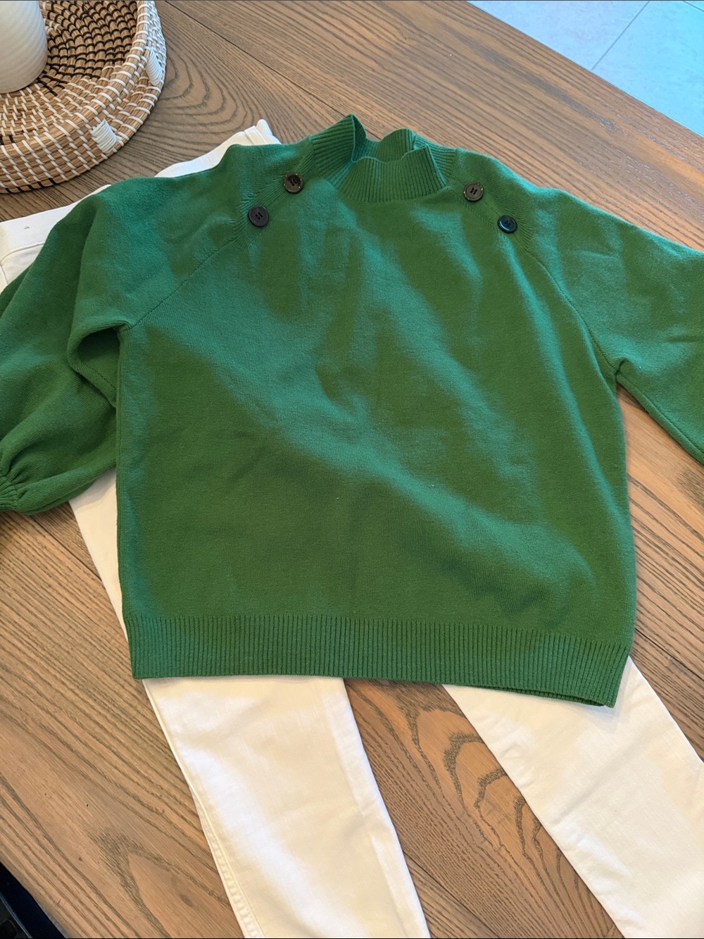Green Button-Shoulder Women's Sweater